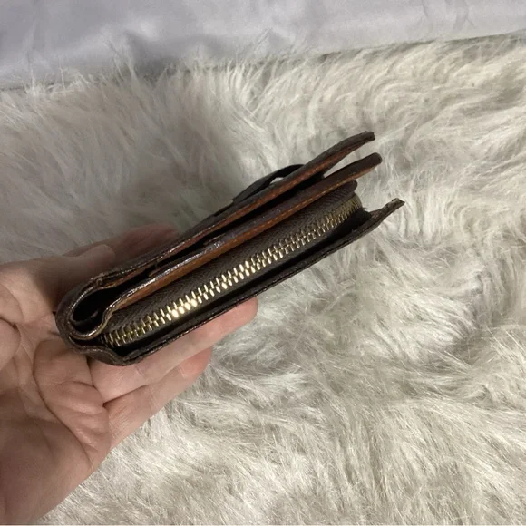 SOLD………..Louis Vuitton Monogram Porte Papier Code SP0979 Zip Snap Wallet - Picture 10 of 15